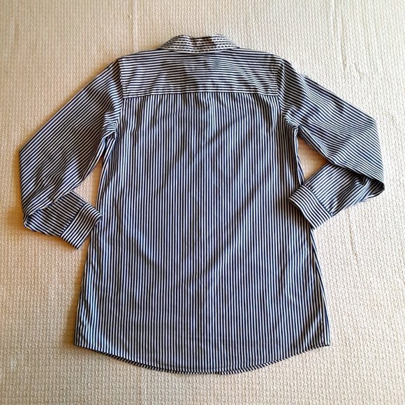 Women's Chico's Long Sleeved Blue Pin Stripe Shirt, Embellished Collar, Small - Picture 3 of 8